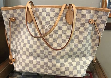 how much does it cost to make a louis vuitton bag|louis vuitton price list 2022.